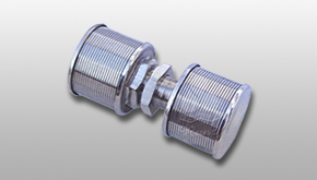 Double-headed pipe strainer